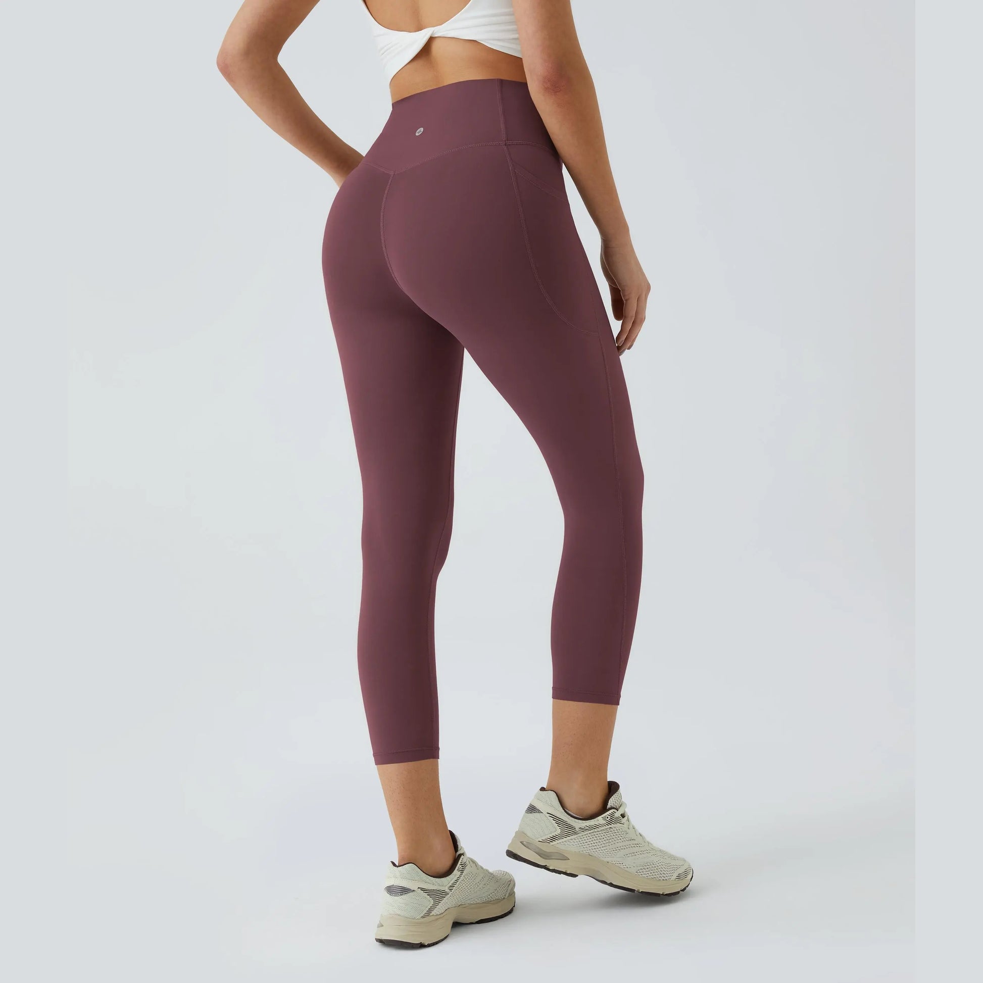Elevate Your Workout with Halara Ultrasculpt High Waisted Tummy Control Capri Leggings - Perfect for Training and Comfort